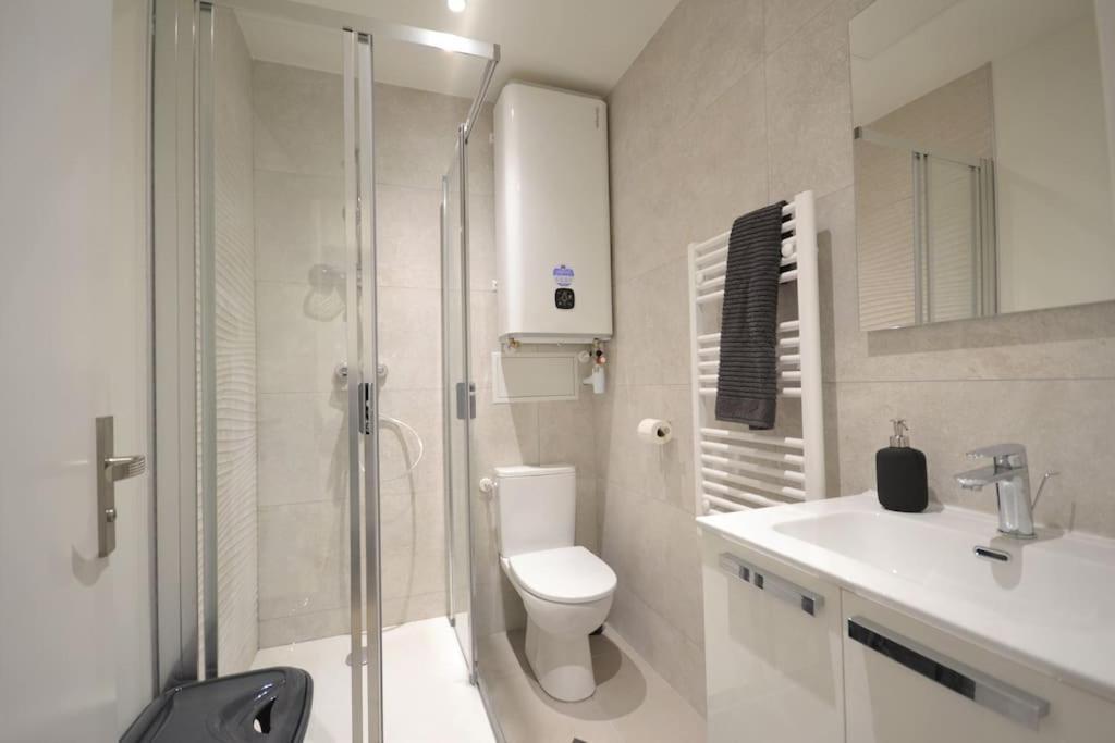 Studio En Residence Privee A 维勒班 外观 照片